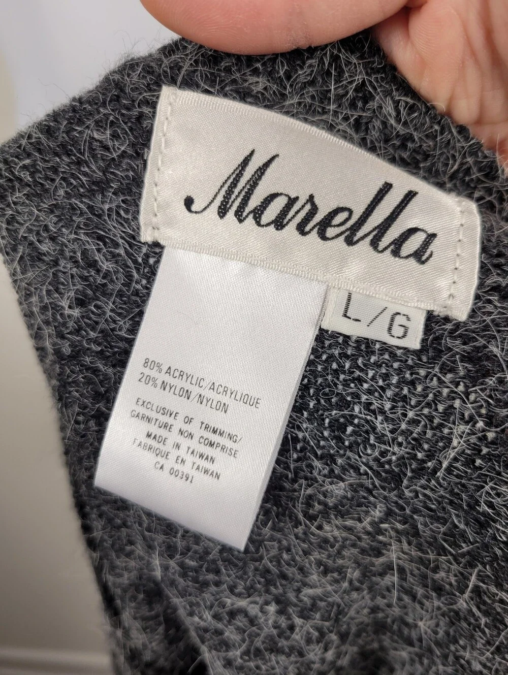 Vintage Marella Grey & Black Flower Sweater Top Size: Large - Picture 8 of 10